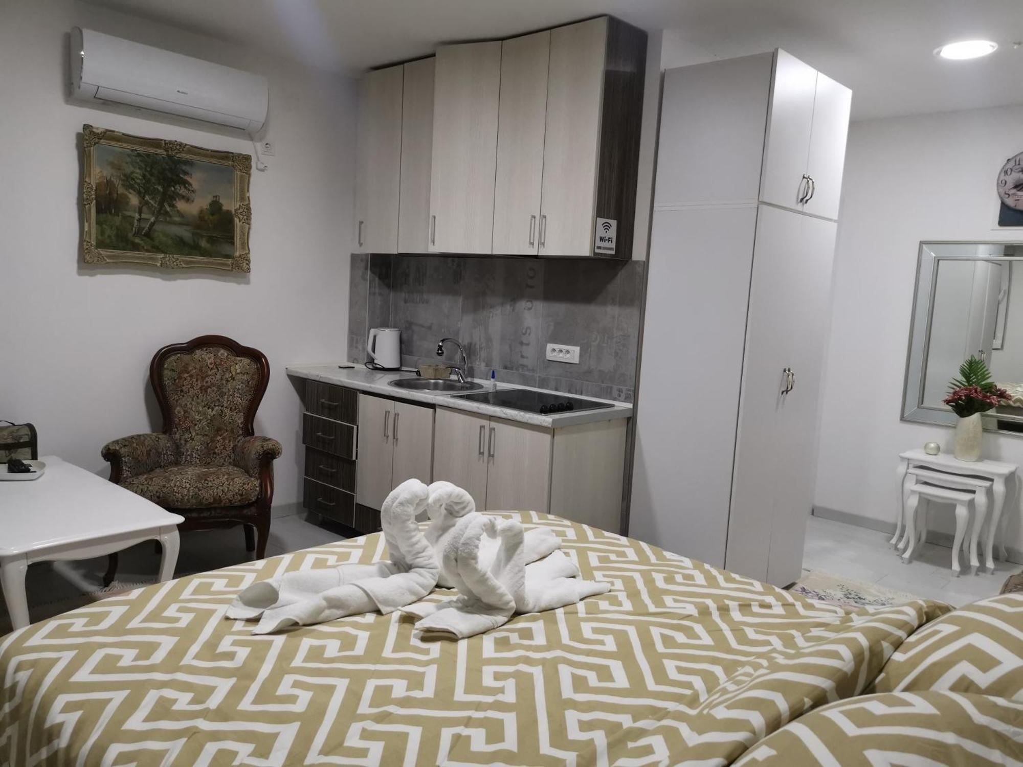 In Apartments Airport Mitrovica Kültér fotó