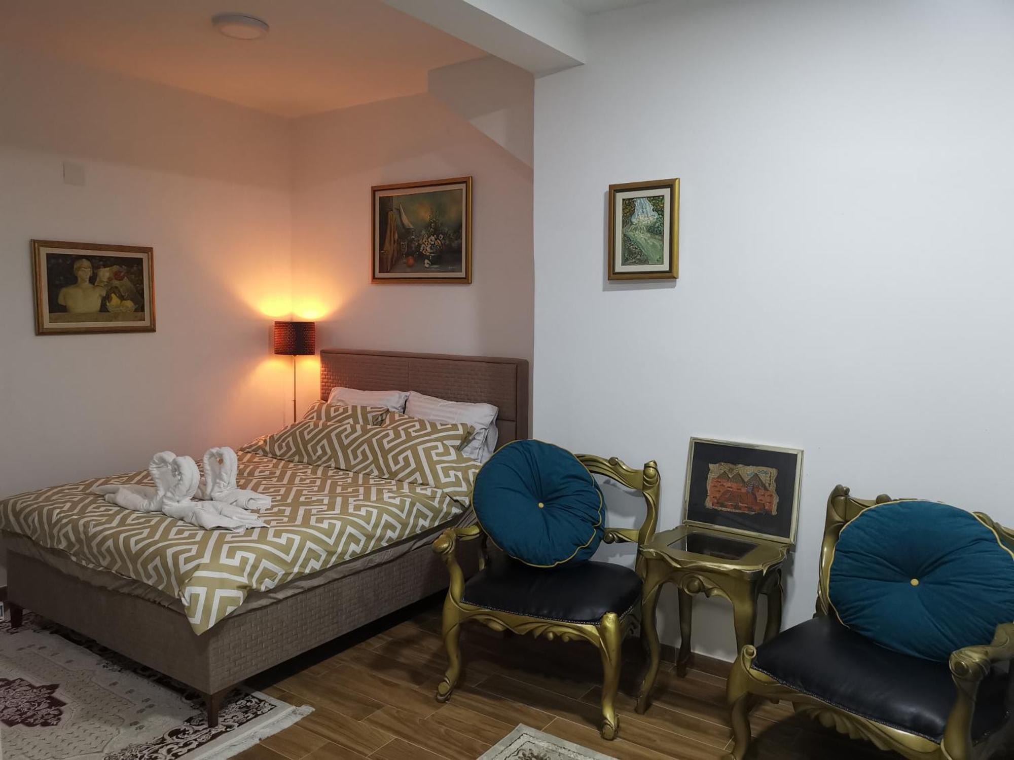 In Apartments Airport Mitrovica Kültér fotó